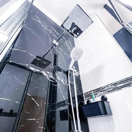 Apartment ✿ Moderner Neubau Im Kultviertel Plagwitz ✿ Leipzig